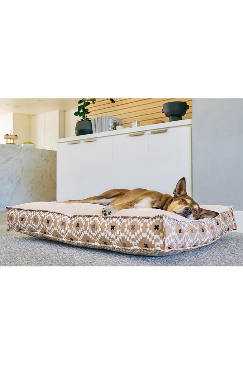 Boxy Bed Marina Sand, Small, Velvet Dog Mat, Machine Washable, Alternate, color, Multicolored