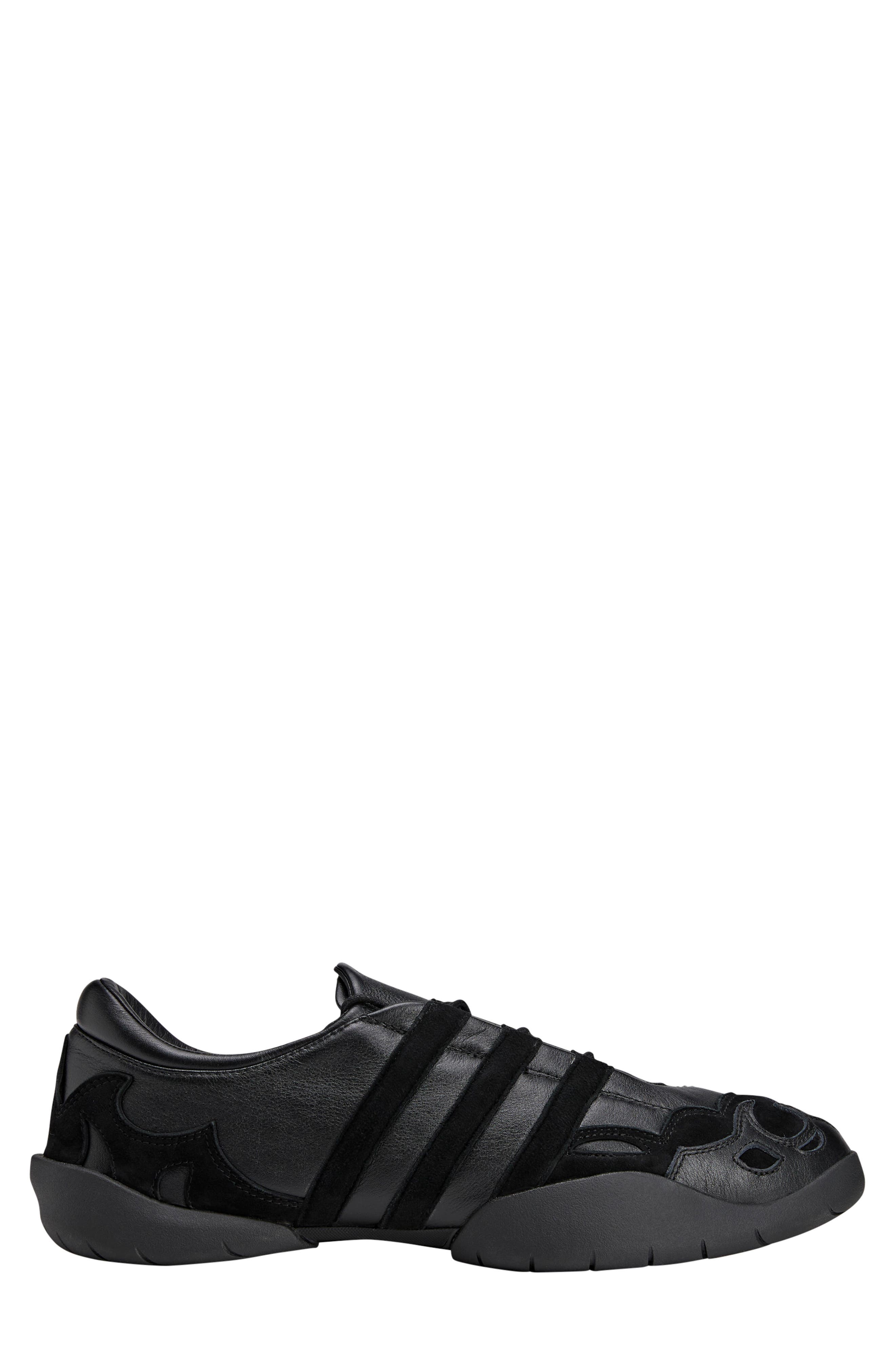Y-3 REGU 2002 Leather Sneaker, Alternate, color, BLACK