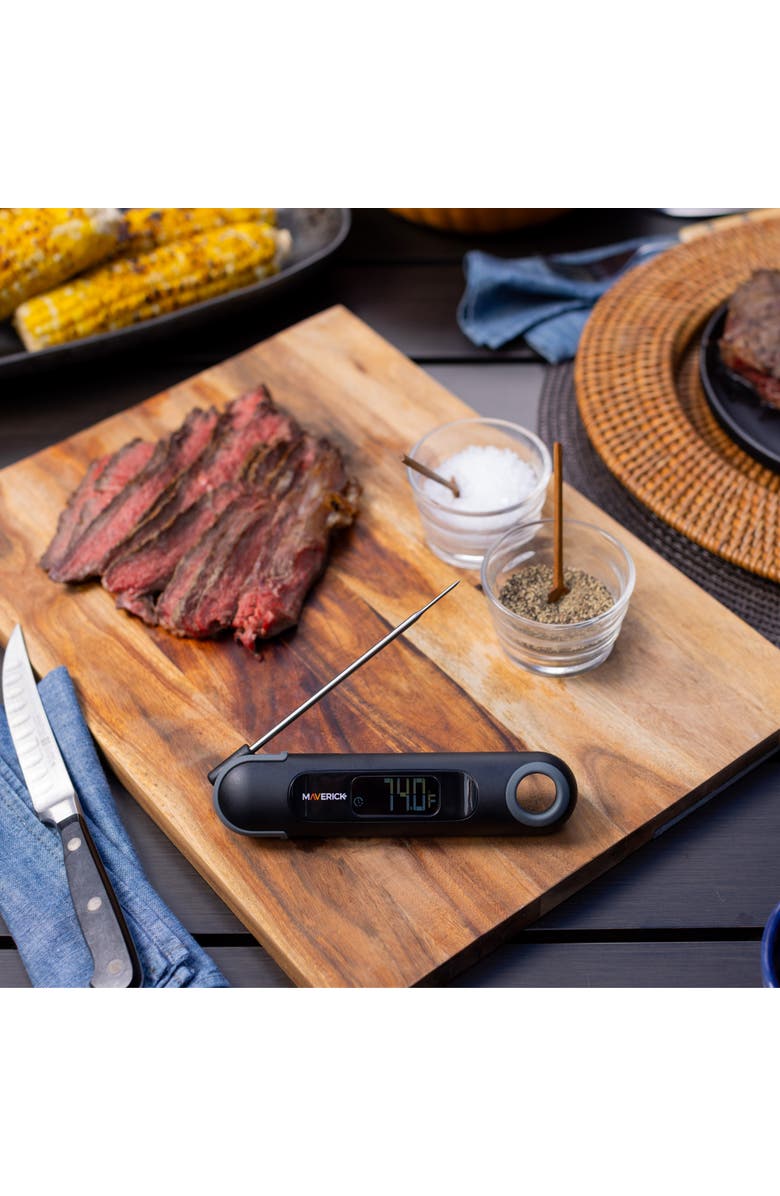 Maverick Temp & Time Reverse LCD Thermocouple Thermometer, Alternate, color, Black