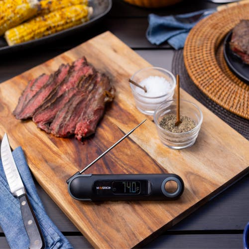 Maverick Temp & Time Reverse Lcd Thermocouple Thermometer In Black