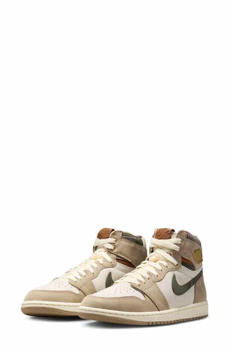 Air Jordan 1 Retro High Basketball Sneaker
