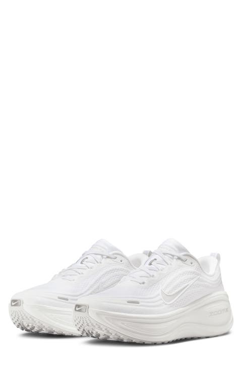 Vomero Plus Running Shoe