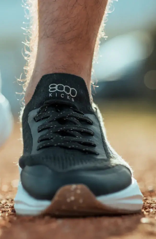 8000kicks The Hemp Runner Sneaker In Black And White