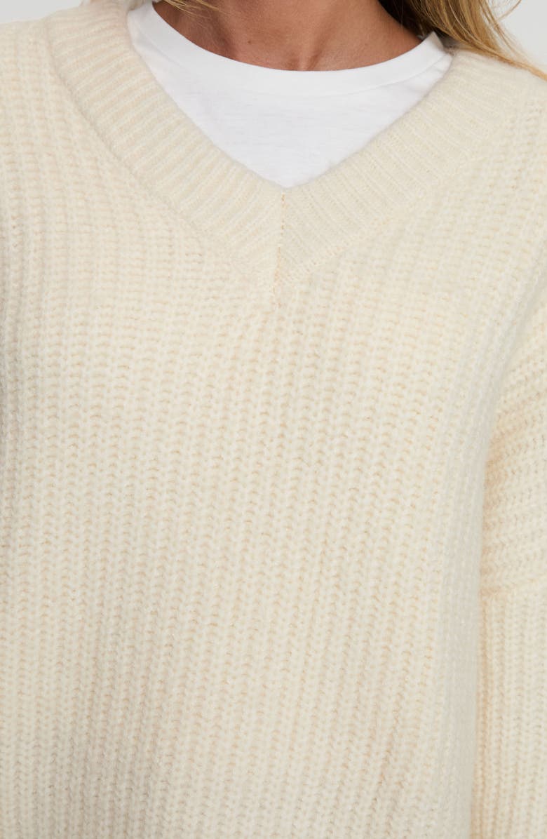 Princess Polly Have It All Oversize V-Neck Sweater, Alternate, color, 