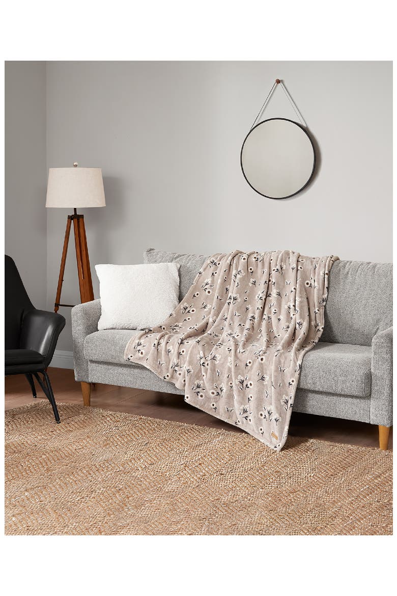 Cozy Plush Throw Blanket, Alternate, color, BEIGE FLORAL