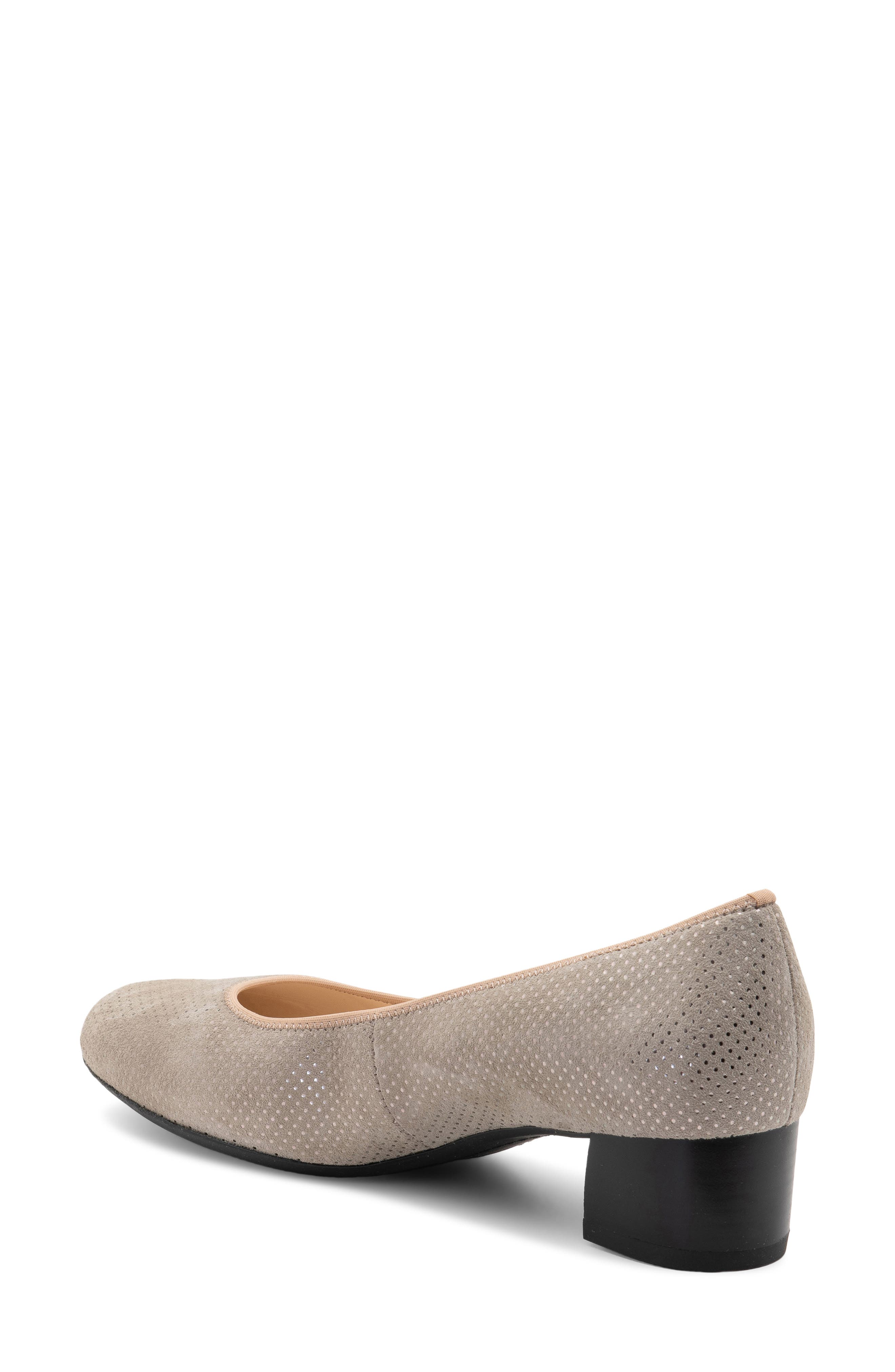 Vivian Pump - image 4