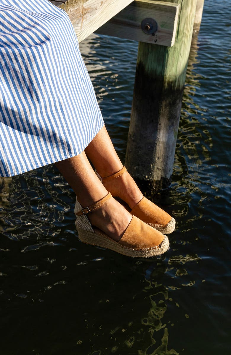 patricia green Sahara Ankle Strap Espadrille Wedge, Alternate, color, Tan Suede