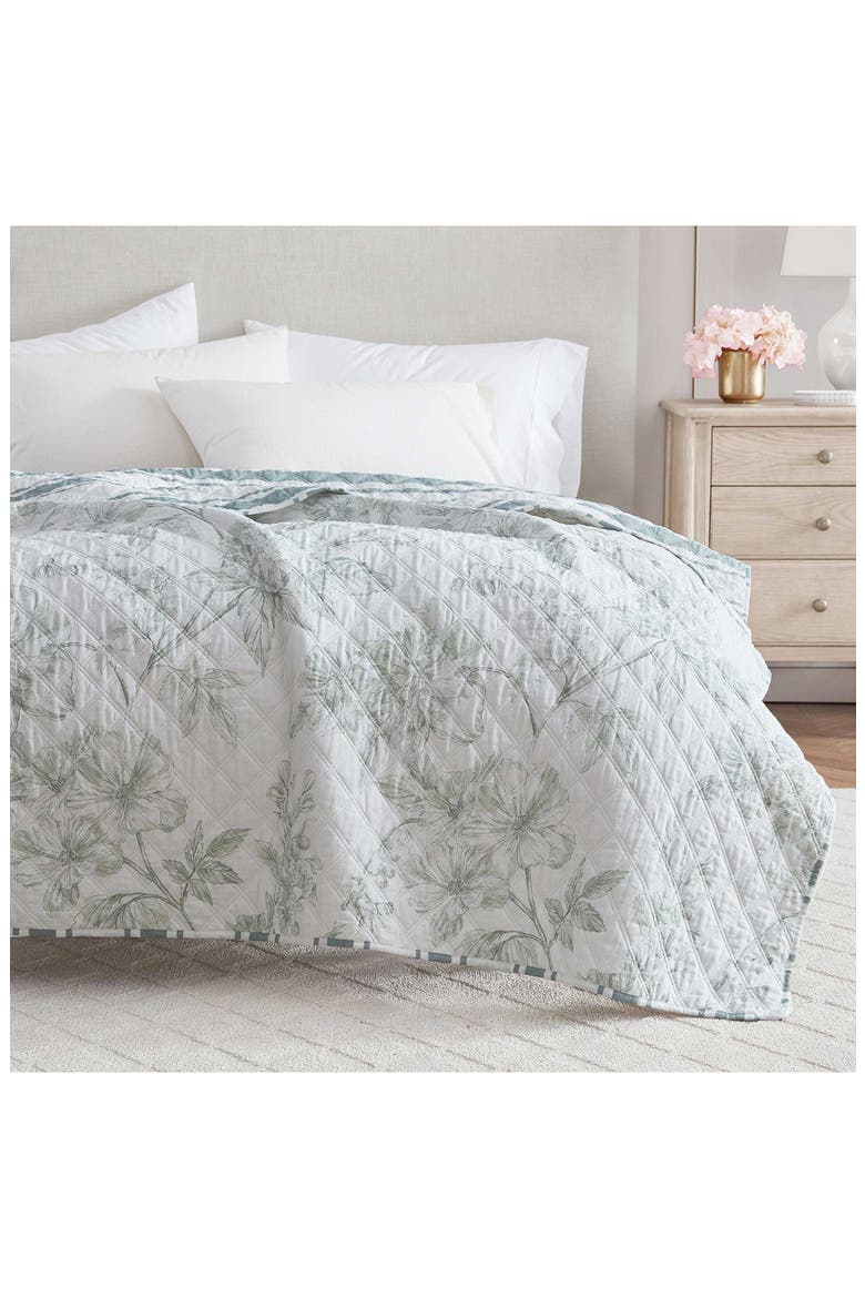 Vine Flora Reversible Quilted Throw, Alternate, color, LIGHT SAGE