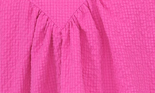 RAIN AND ROSE RAIN AND ROSE V-NECK FLUTTER SLEEVE TOP 