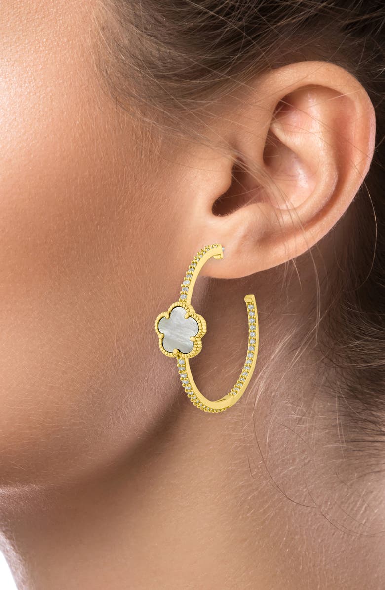 CZ by Kenneth Jay Lane Pavé Clover Hoop Earrings, Alternate, color, Pearl/ Clear/ Gold