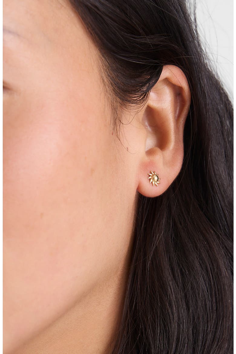 Demi-Fine Sun Stud Earrings, Alternate, color, 14K GOLD