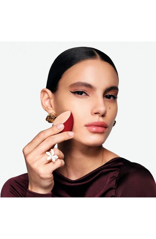 Carolina Herrera Foundation Beauty Blender In Transparent
