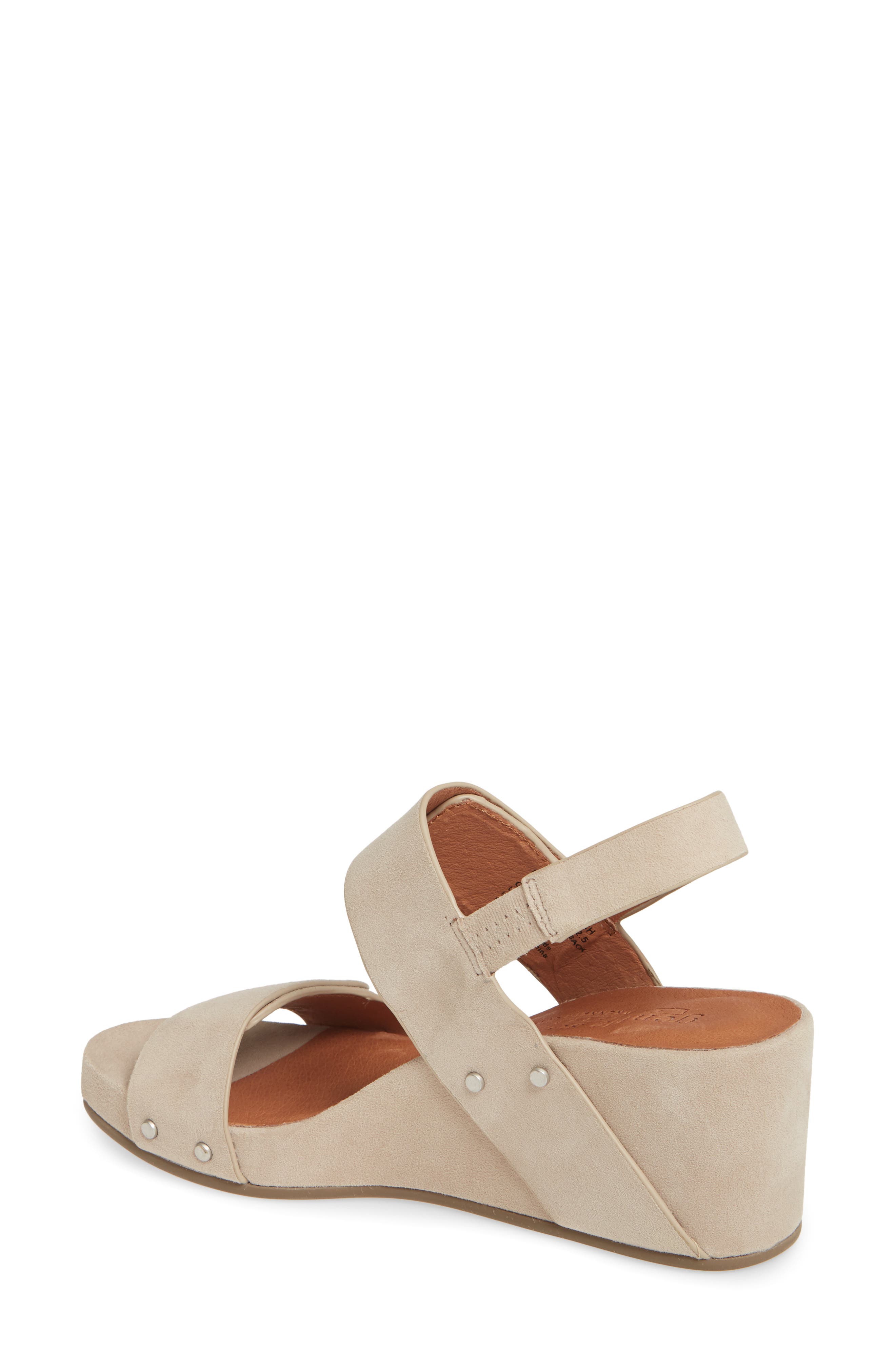 Signature Gianna Slingback Sandal, Alternate, color, MUSHROOM SUEDE