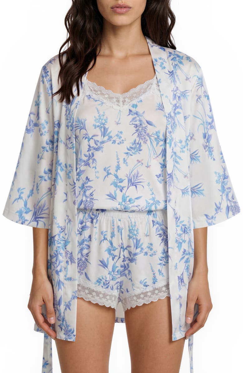 Flora Nikrooz Willa Short Pajamas & Robe Travel Set, Main, color, 