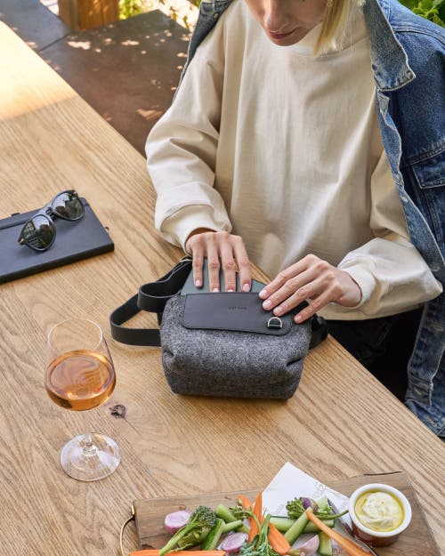 Graf & Lantz Graf Lantz Bedford Merino Wool Belt Bag In Charcoal Black