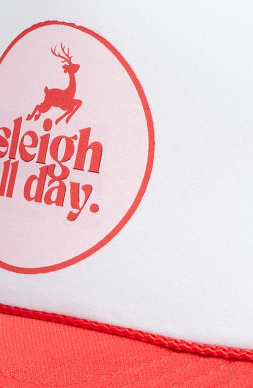 Friday Feelin ' Sleigh All Day Trucker Hat In Red