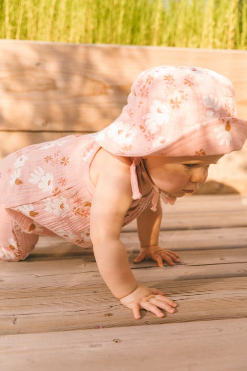 Deux Par Deux Baby Girl's Printed Muslin Bucket Hat Pink And White Flowers In Pink And White Flowers