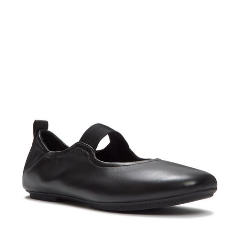 Delicato Poise Leather Mary Janes