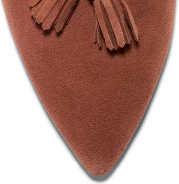 Vanya Tassel Flat