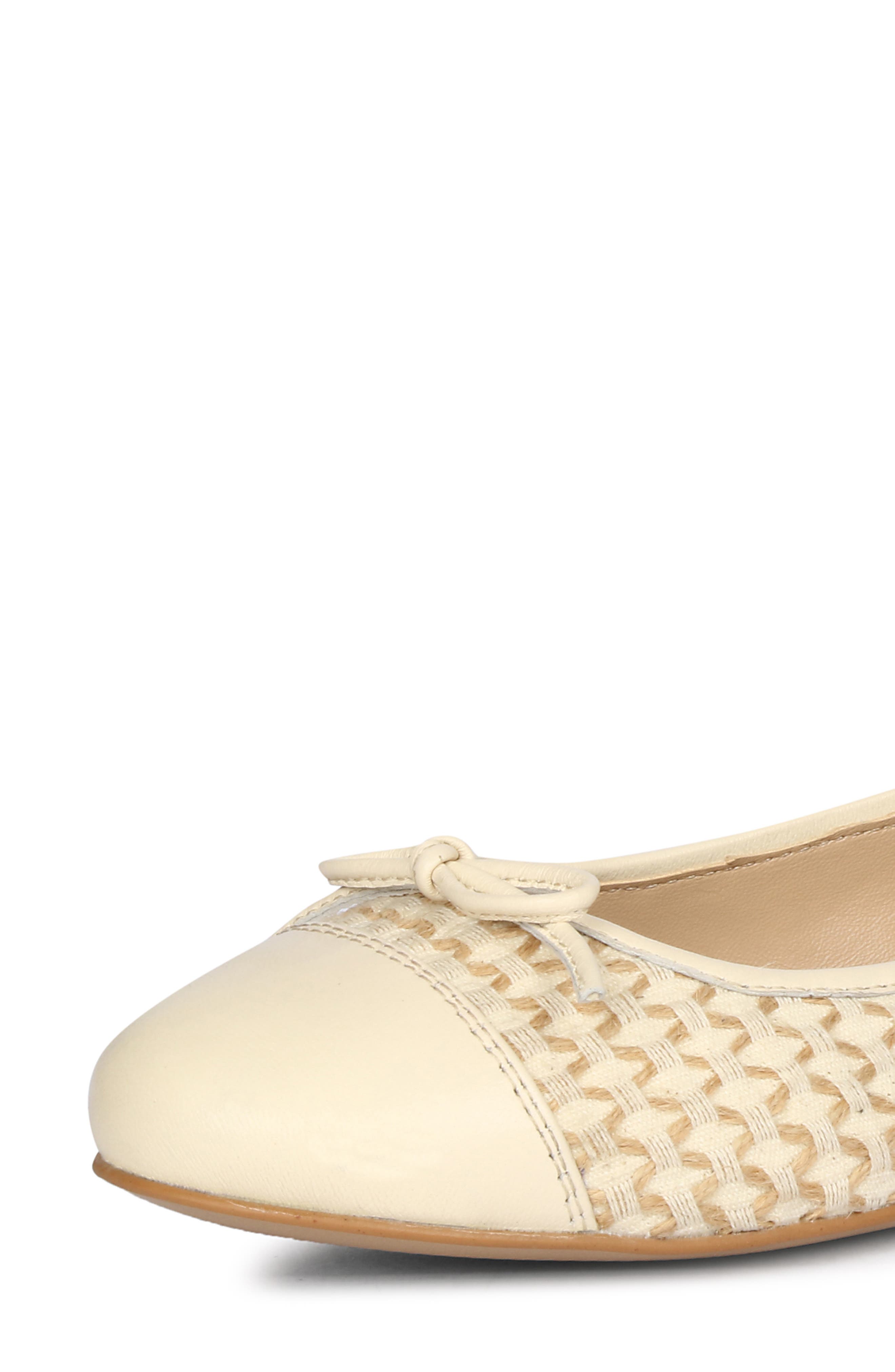 Zaini Cap Toe Ballet Flat