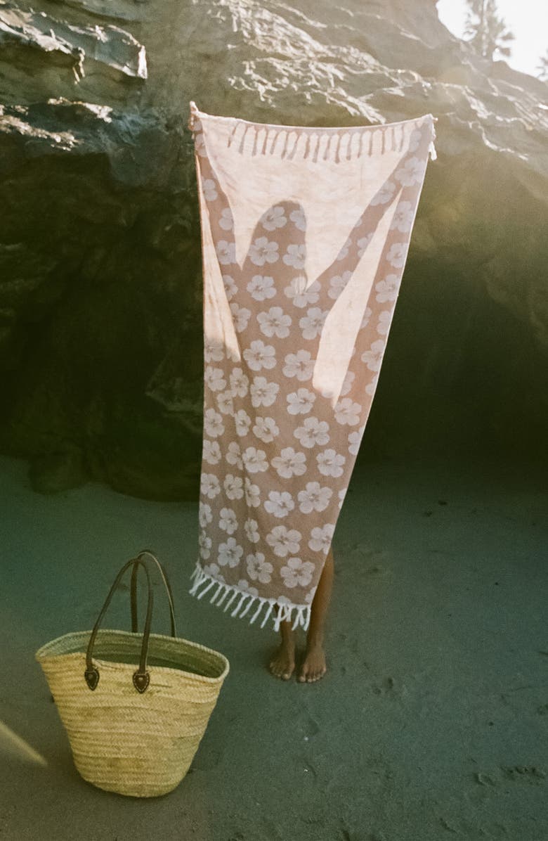 Slowtide Hau Floral Turkish Towel, Alternate, color, Fawn