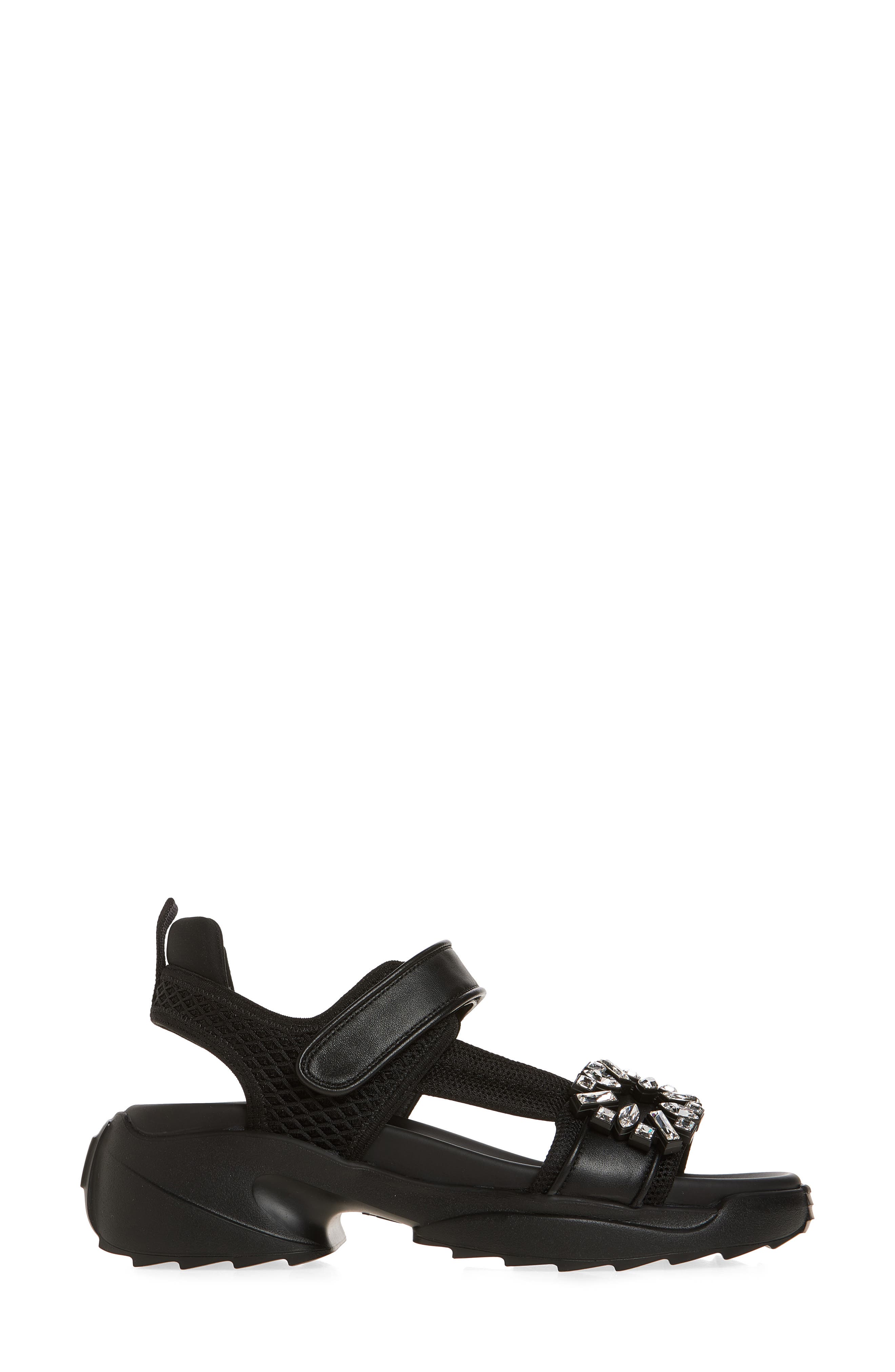 Roger Vivier Viv' on the Run Sandal, Alternate, color, Nero