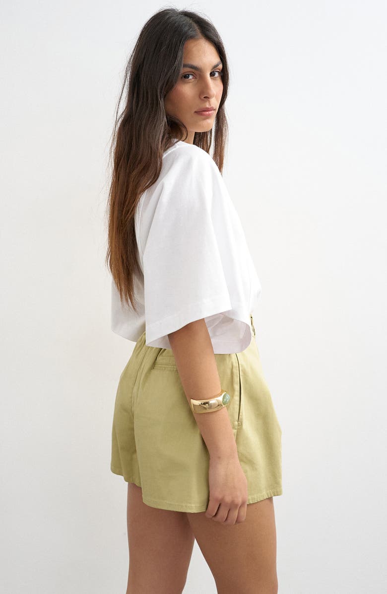 Topshop Pleat Cotton Shorts, Alternate, color, Mgreen