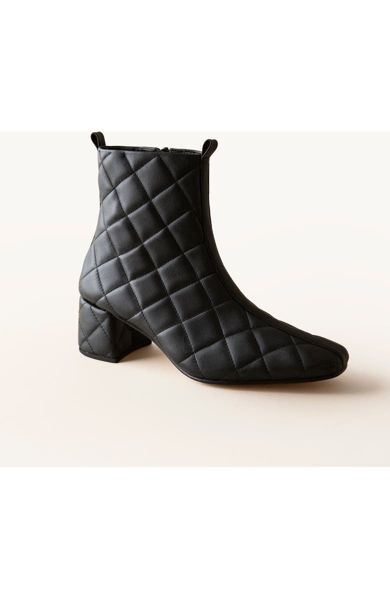 Huma Blanco Belen Quilted Boot, Main, color,