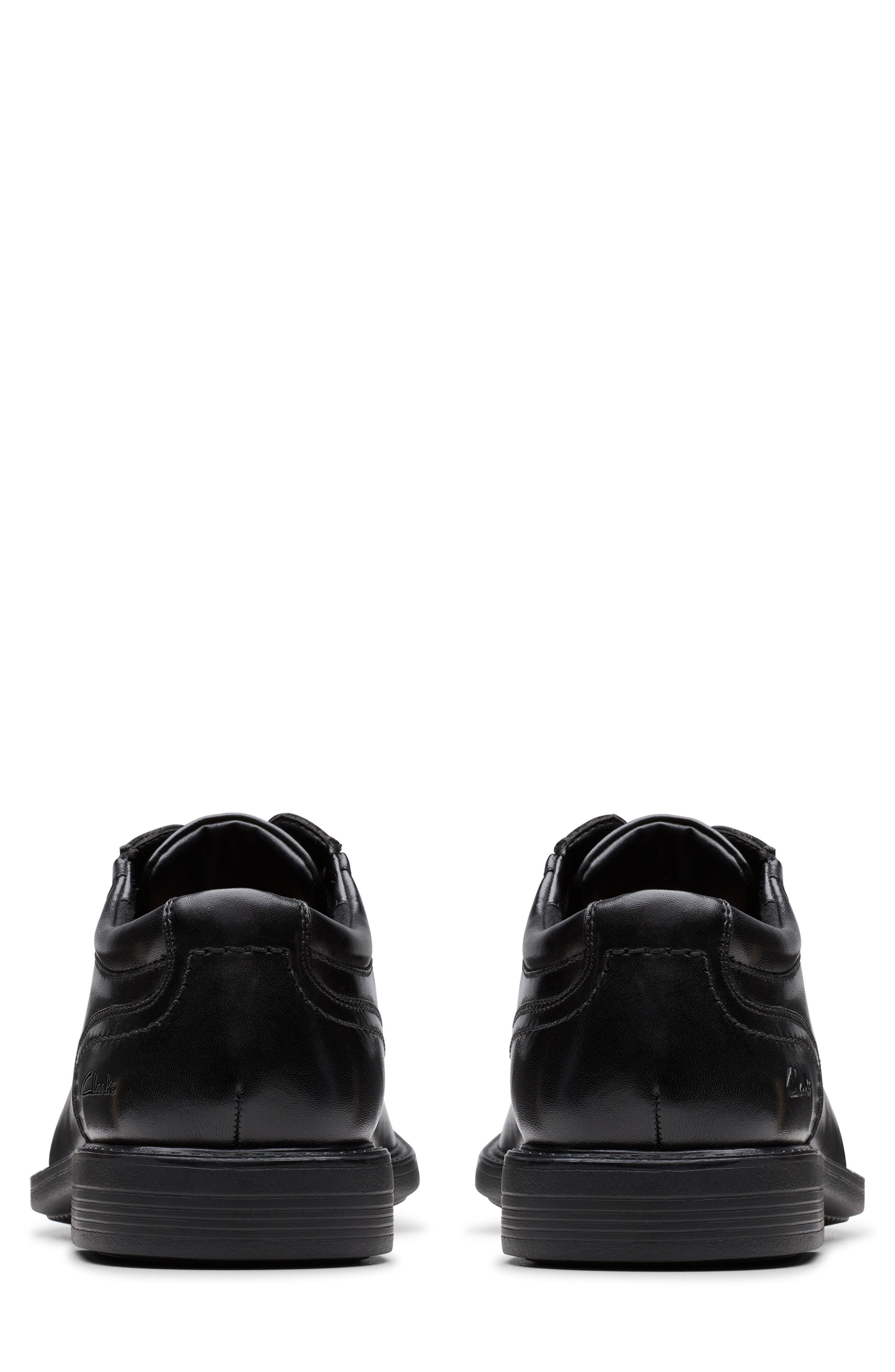 Clarks<sup>®</sup> Dresslite Apron Toe Derby, Alternate, color, Black Leather