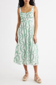 MOON RIVER Embroidered Detail Midi Dress
