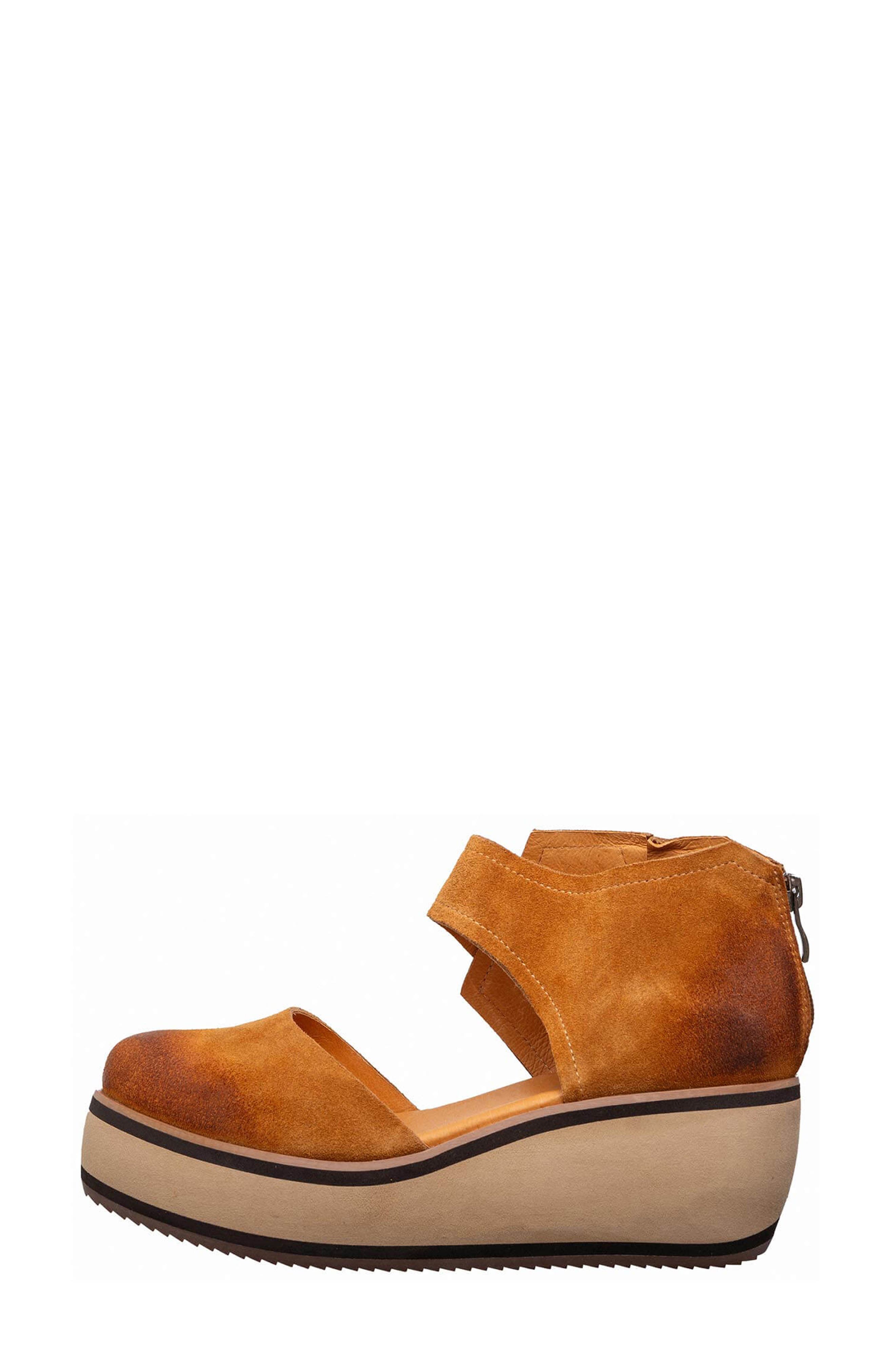 ANTELOPE Fawn Platform Wedge Pump, Alternate, color, 