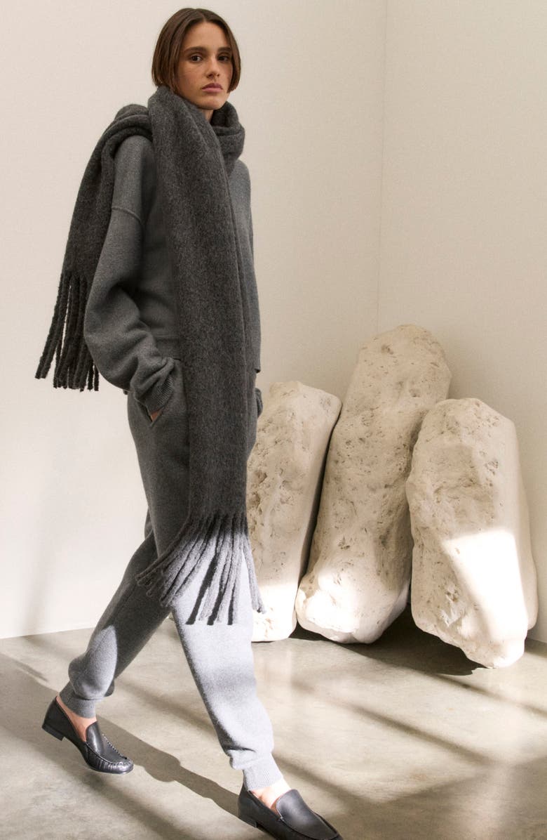 LOULOU DE SAISON Santo Large Baby Alpaca Blend Fringe Scarf, Alternate, color, Anthracite Melange