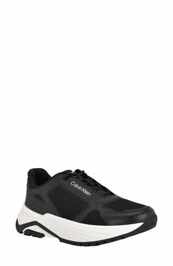 Amyra Sneaker