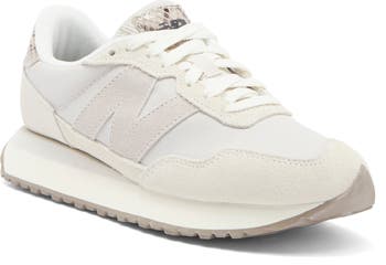 237 Sneaker
