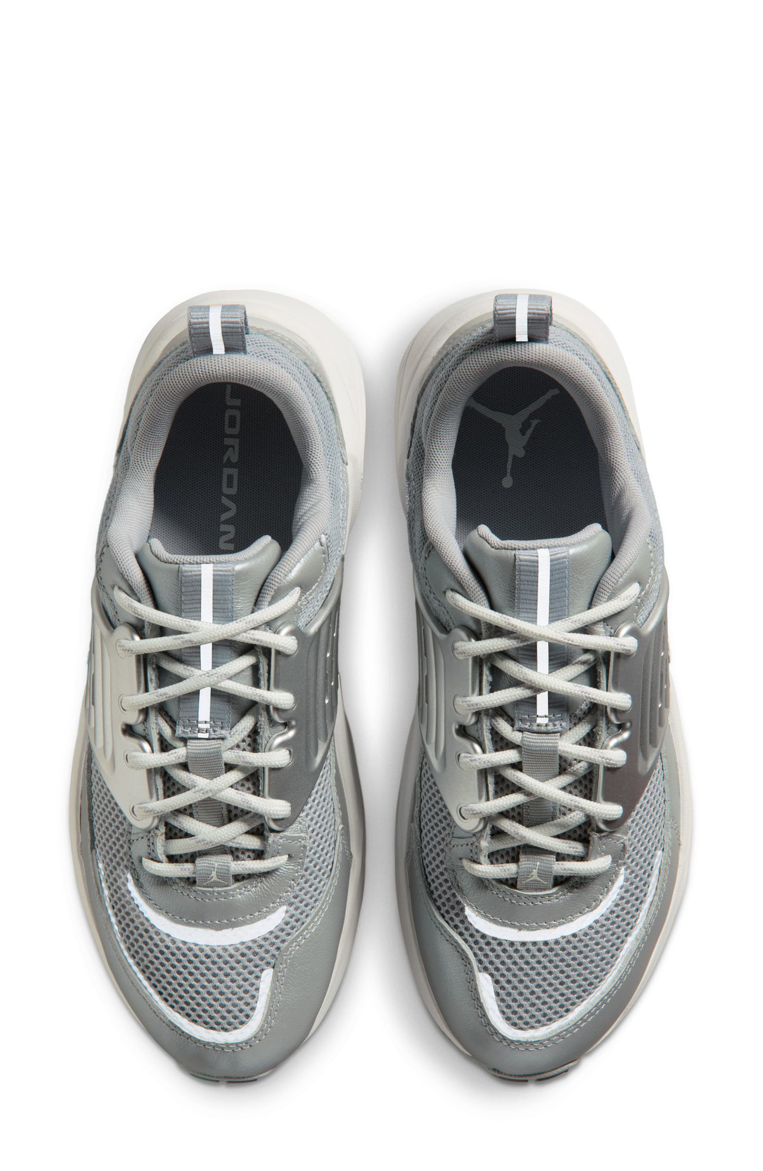 Jordan Trunner O/S Sneaker, Alternate, color, Swan/ Wolf Grey/ Silver/ White