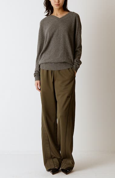 美品 REPUBLIC&CO WIDE TRACK SUIT PANTS Women's Suveniri Track Pant- Maritime Blue – Sergio Tacchini