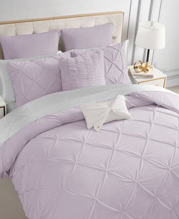 Kiss 5-Piece Pleat Plush Comforter Set
