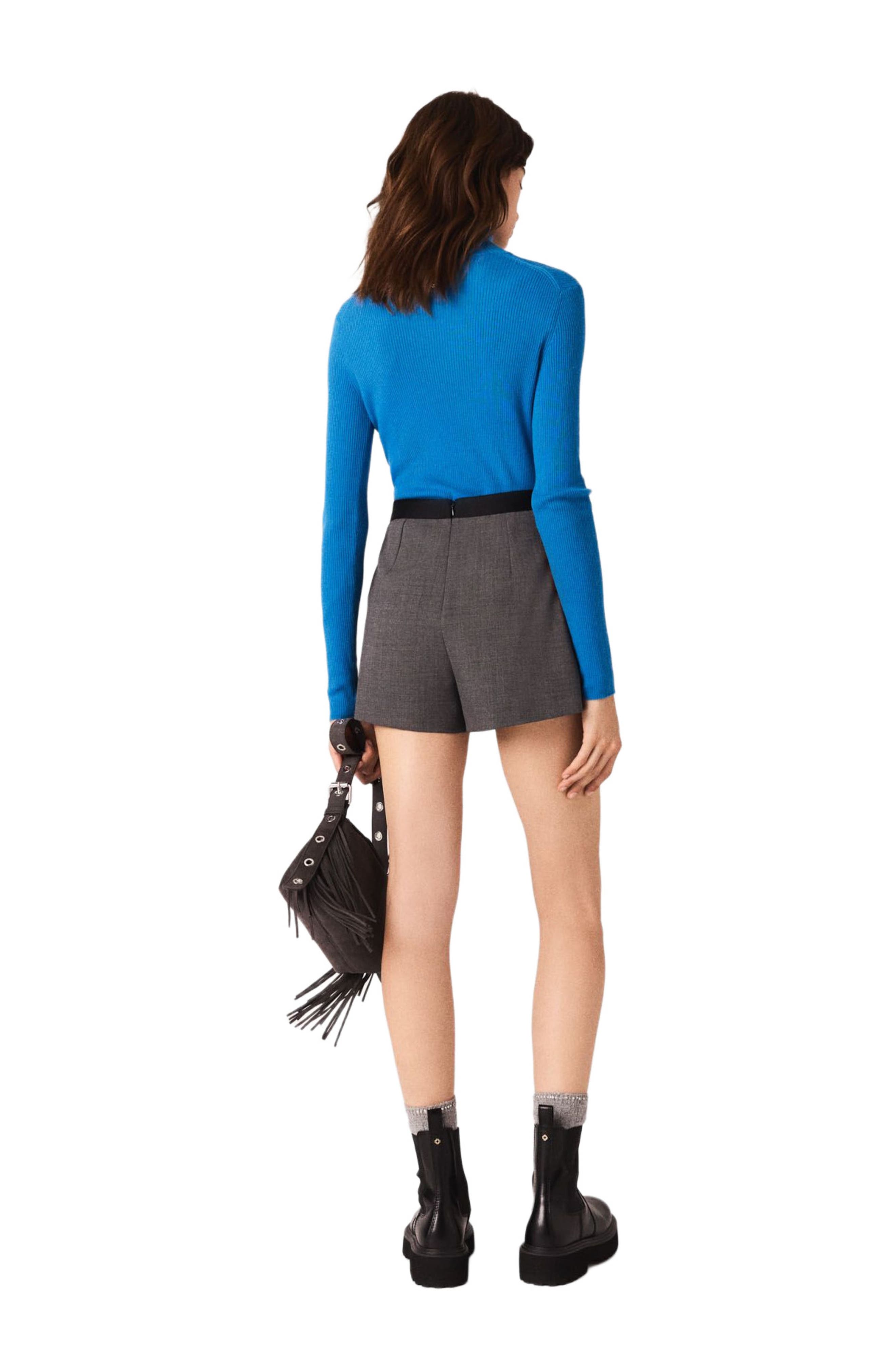 Second-skin sweater with a high neck - image 4
