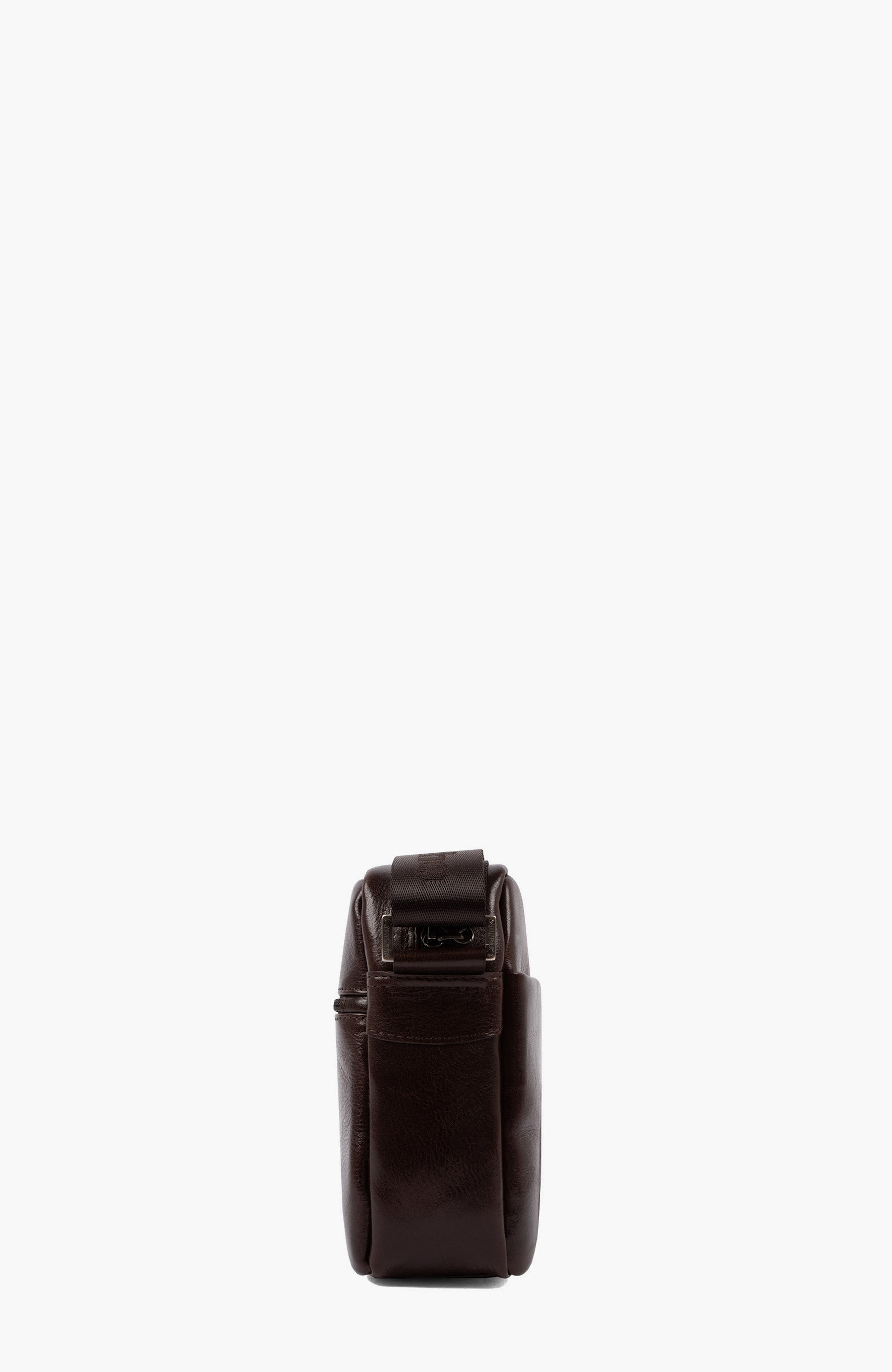 Gentleman Leather Traveler Crossbody Bag 225, Alternate, color, Brown