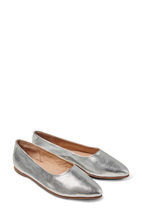 Swoop Pointed Toe Flat (Women)