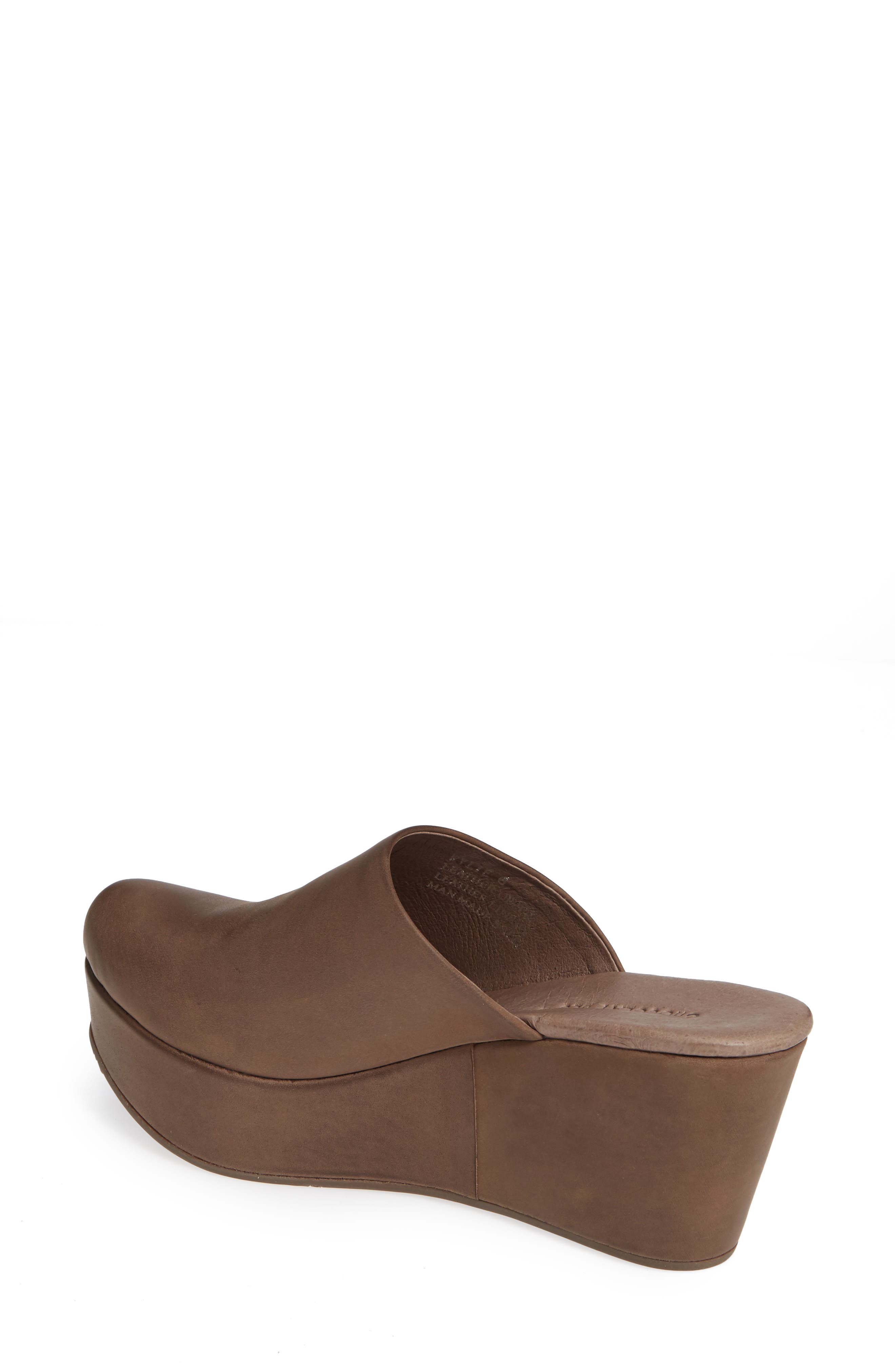 Chocolat Blu Wylie Wedge Mule, Alternate, color, 