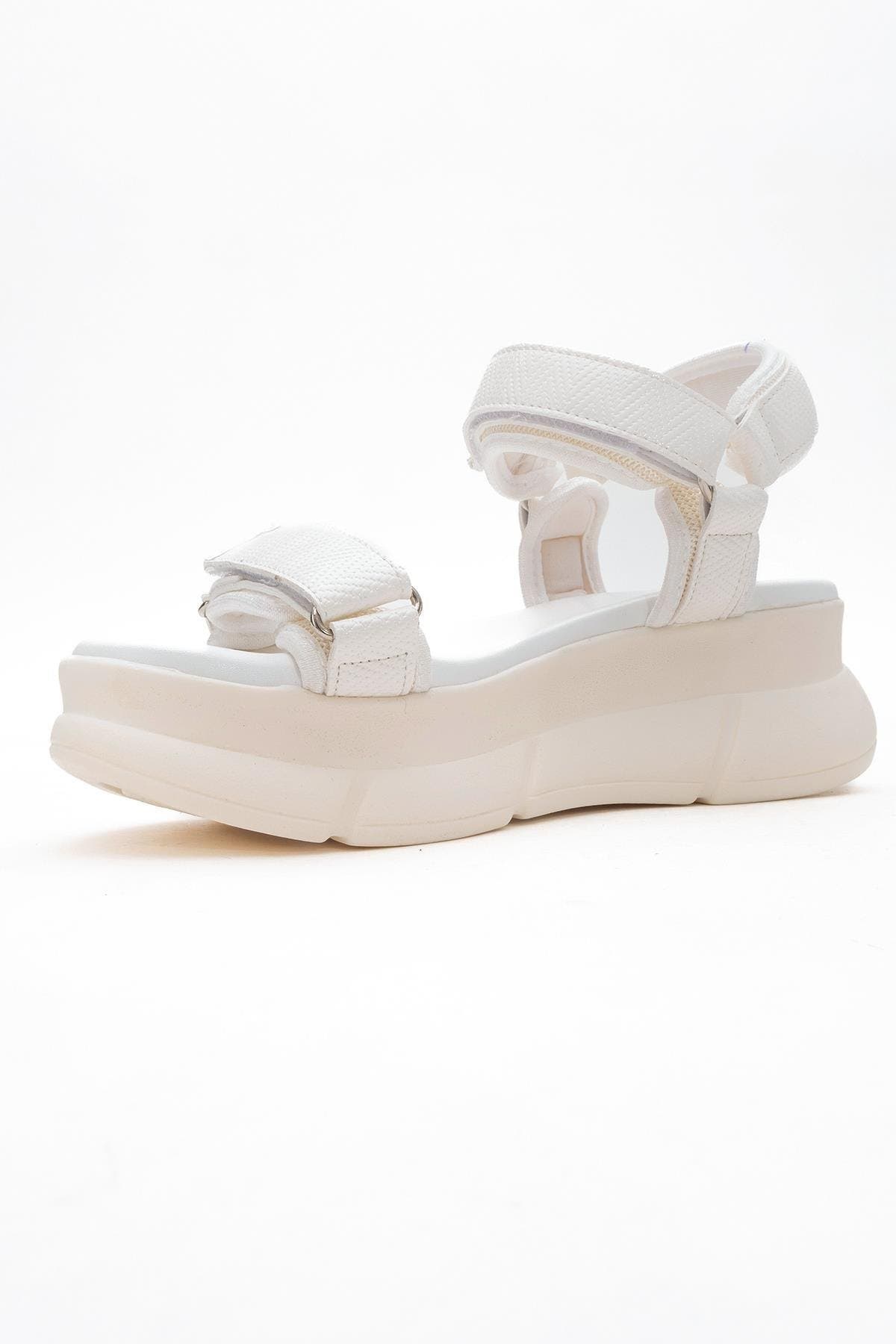 Yrmengardis Strappy Sandal, Alternate, color, White