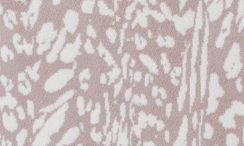 BAREFOOT DREAMS BAREFOOT DREAMS COZYCHIC® LEOPARD THROW BLANKET