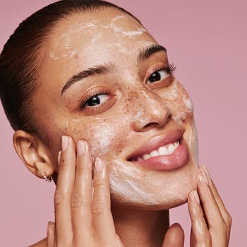 Kylie Cosmetics Clarifying Gel Cleanser | Nordstrom