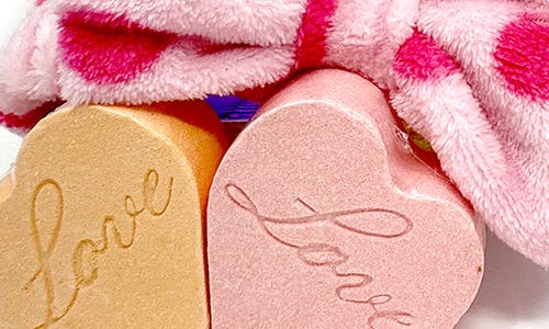 Sunshine & Glitter Kids' Love You Lots Bath Bomb Spa Gift Set In Pink