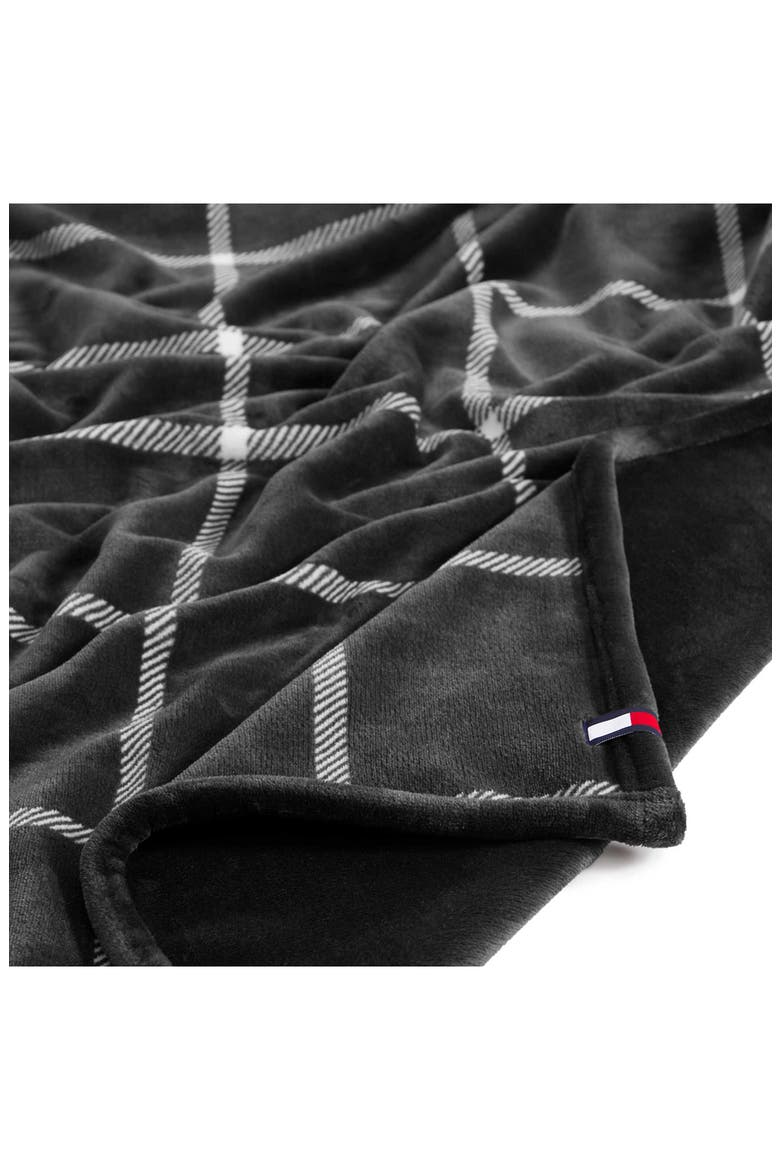 Dumbo Windowpane Reversible Throw, Alternate, color, CHARCOAL GREY/ IVORY WHITE