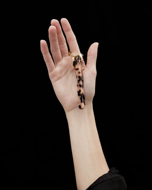 Machete Bar Keychain In Gold