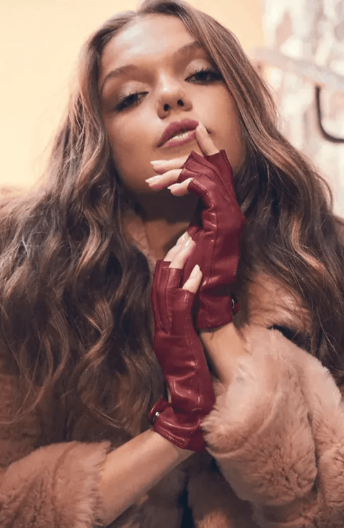 Seymoure Luxury Group Three Quarter Fingerless Driving Gloves In Burgundy