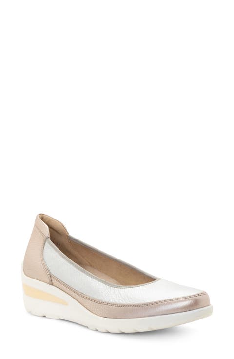 Zinnia Wedge Loafer (Women)