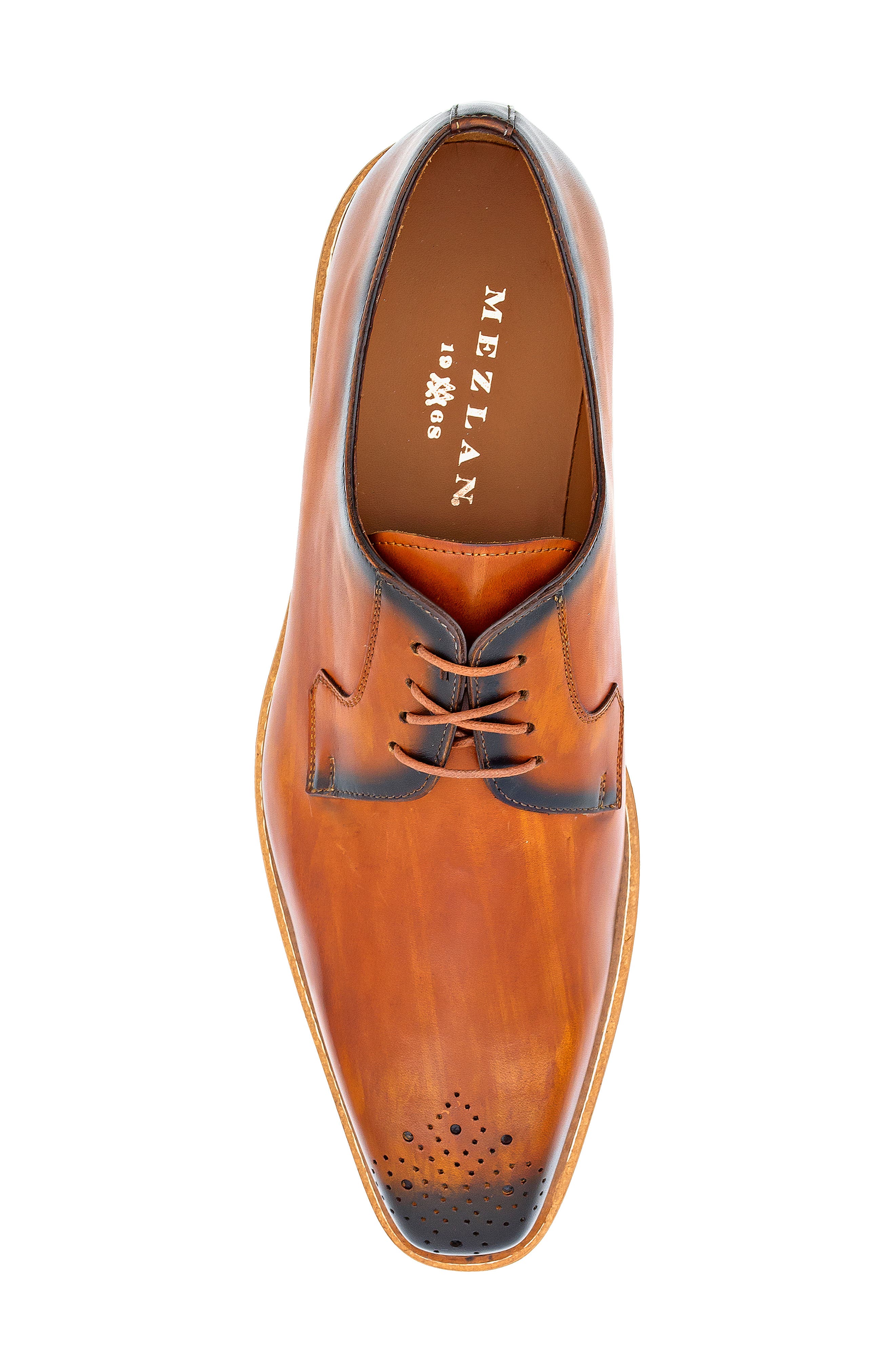 Mezlan Lug Sole Brogue Medallion Derby, Alternate, color, Mahogany